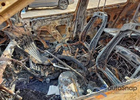 2017 Buick Envision Essence z USA, uszkodzony, nr VIN LRBFXDSA4HD236379